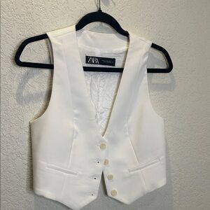 Zara Ivory Buttoned Vest